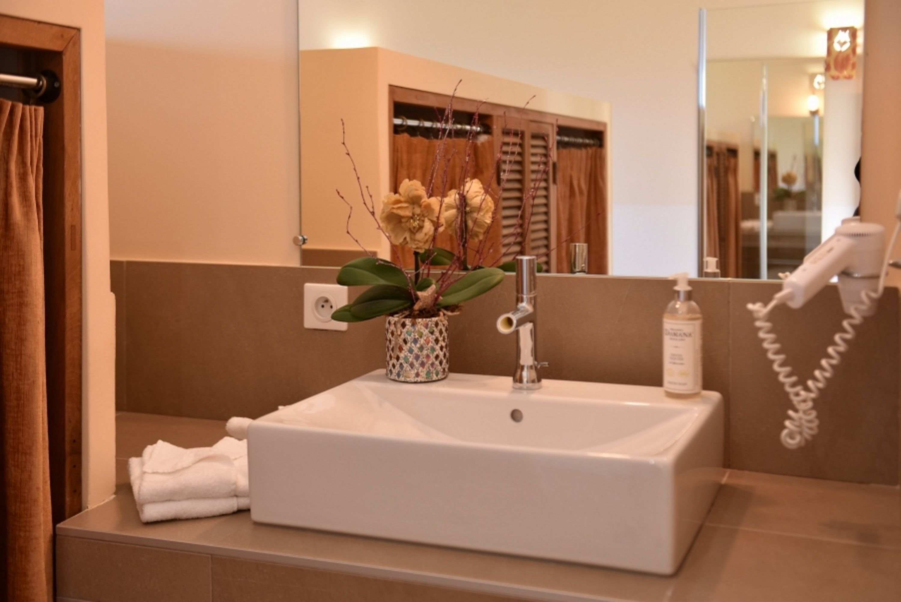 privilege room, sea view and balcony | bathroom | spring water bathtub, rainfall showerhead, free toiletries, hair dryer