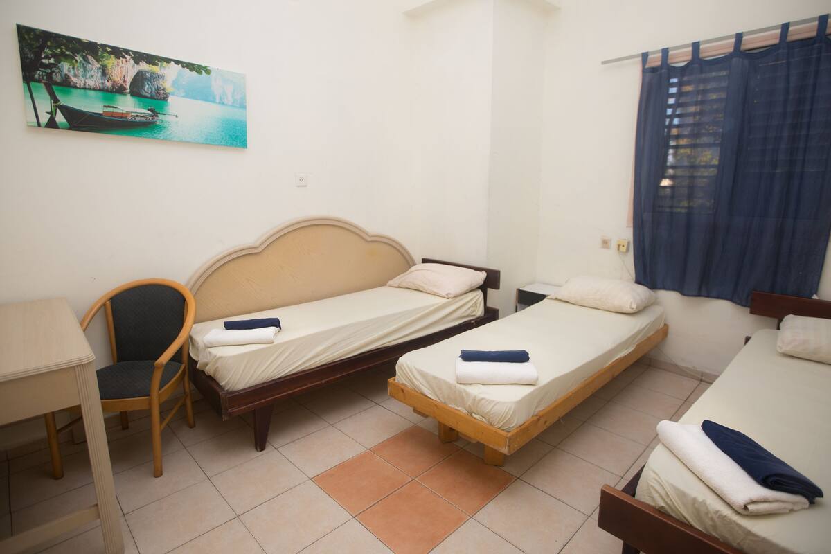 Triple Room, Shared Bathroom