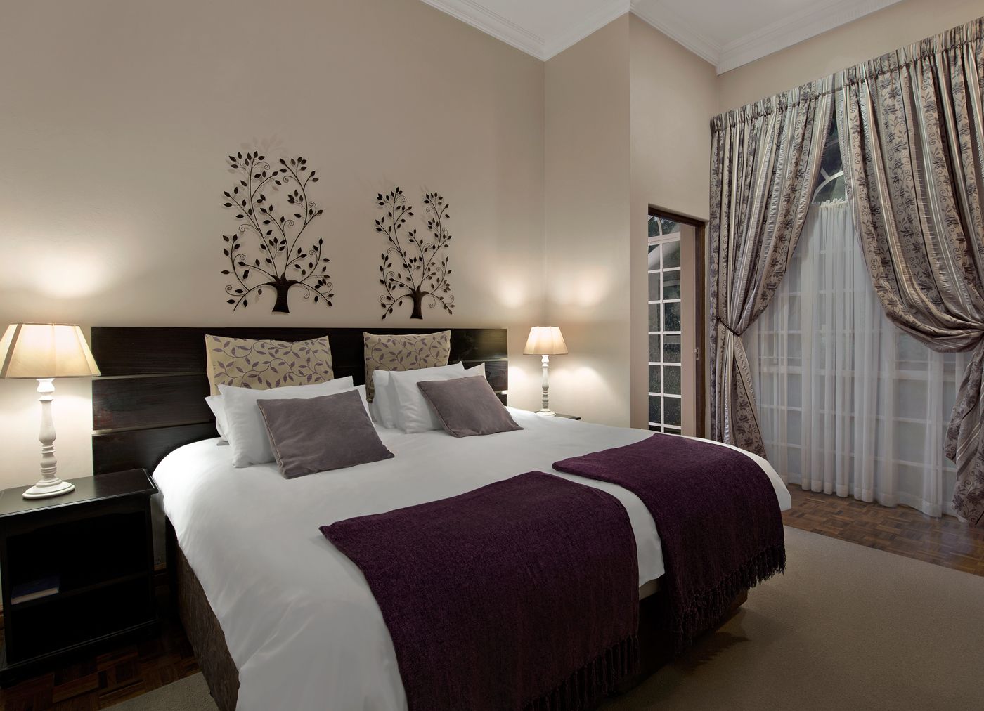 Deluxe Double Room, 1 Bedroom, Private Bathroom | Premium bedding, in-room safe, desk, iron/ironing board