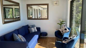 Kereru Cottage | Living area
