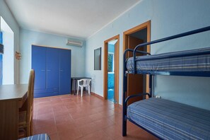 Family Cottage | In-room safe, desk, cribs/infant beds, bed sheets - Villaggio L'Oasi (Isola di Capo Rizzuto)