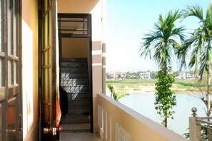 Interior detail - Homeland River Homestay (Da Nang)