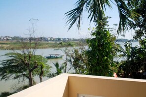 View from property - Homeland River Homestay (Da Nang)