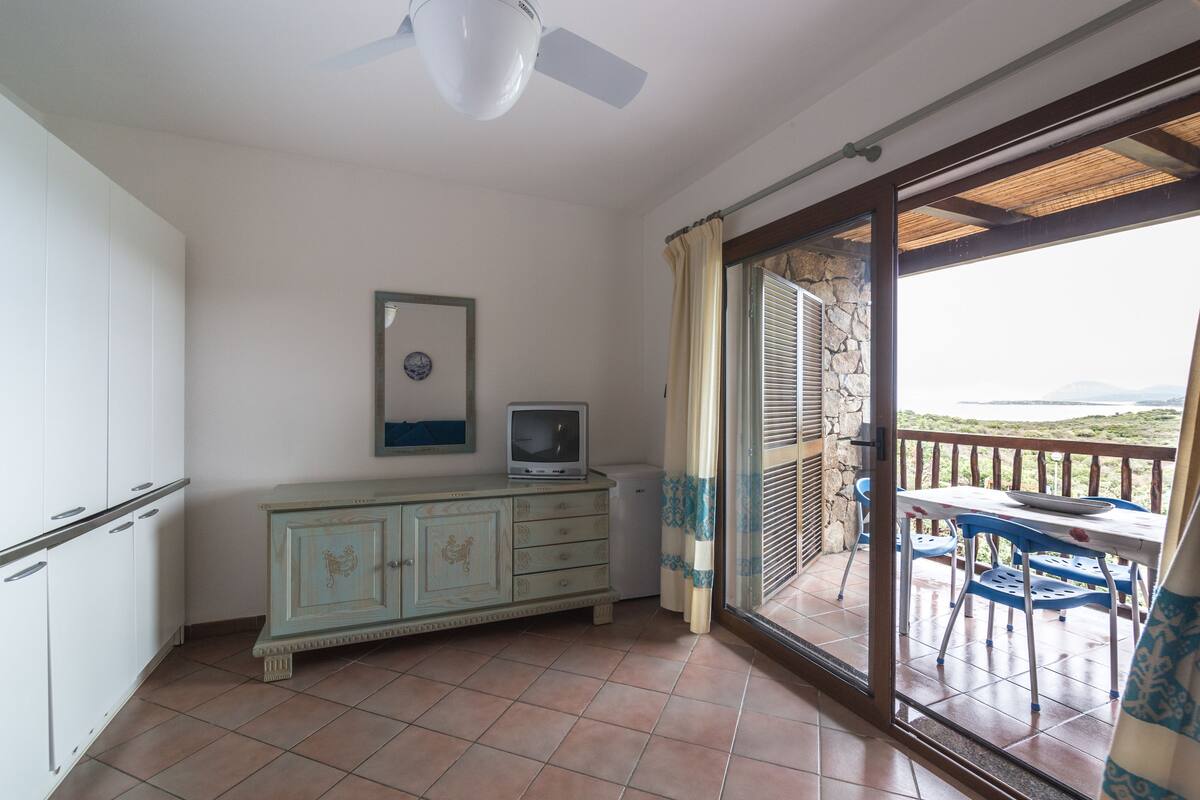 Apartment, 2 Bedrooms | Living area | TV