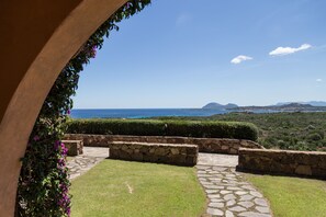 クラシック スタジオ ダブルベッド 1 台 ベイビュー | 部屋からの景観