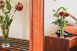 Premium bedding, down comforters, in-room safe, desk - Chakana Hotel (Cusco)