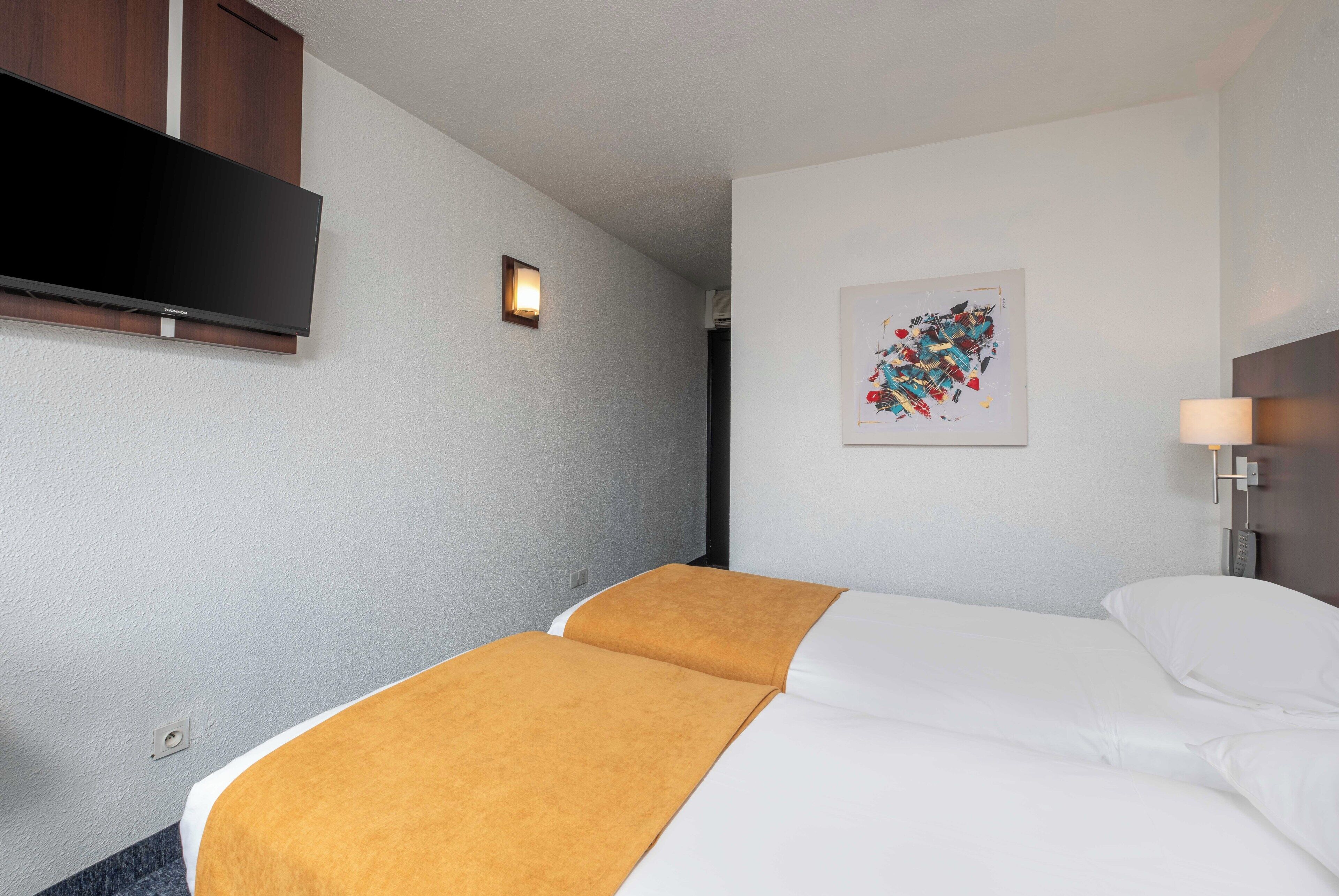 Photo - The Originals City, Hotel Ariane, Toulouse Sud Labège