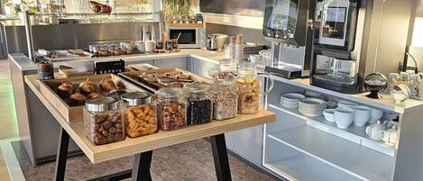 Frukostbuffé pÄ vardagar (EUR 11.9 per person)