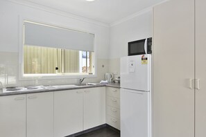 Studio | Private kitchenette - Mason's Cottages (Taranna)
