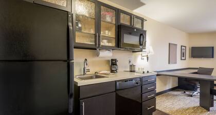 Candlewood Suites Midwest City by IHG