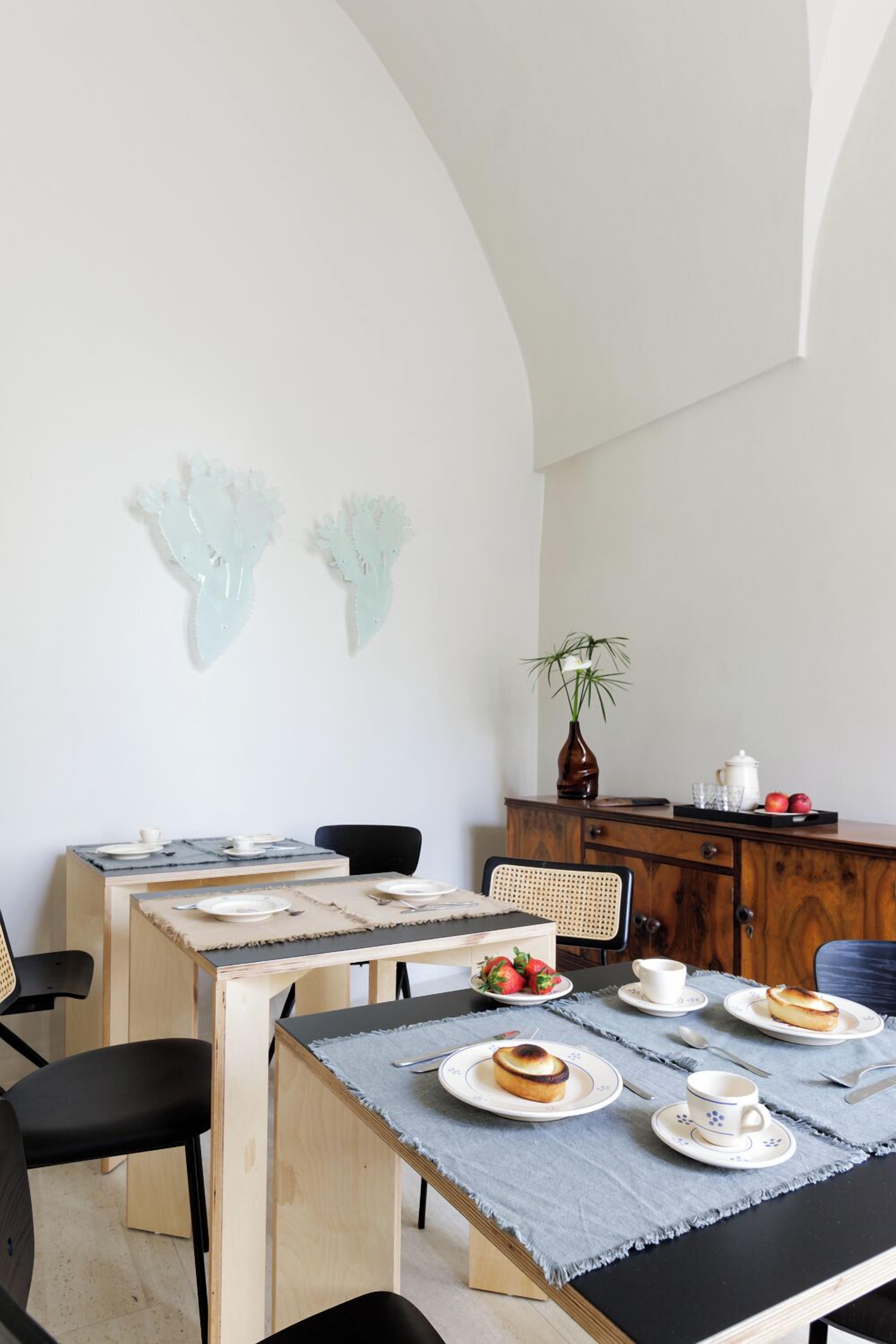 Télévision à écran plat de 32 pouces avec chaînes numériques, télévision