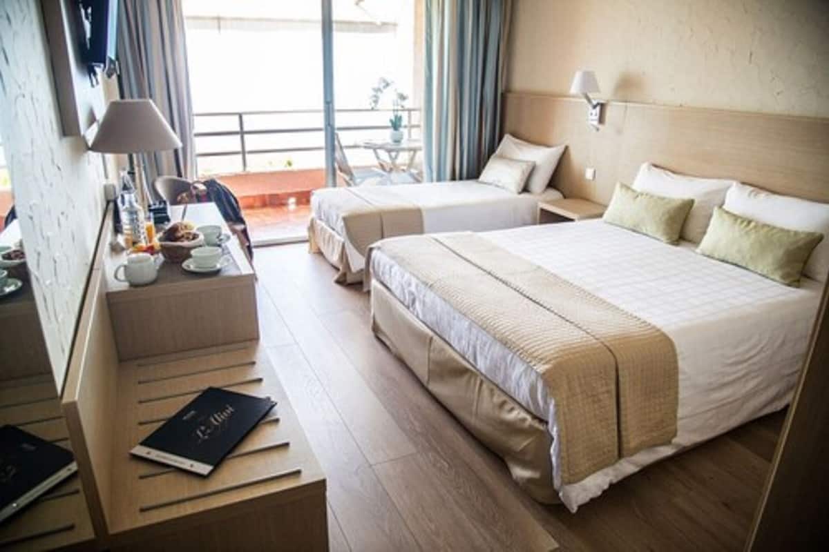 1 bedroom, premium bedding, minibar, in-room safe