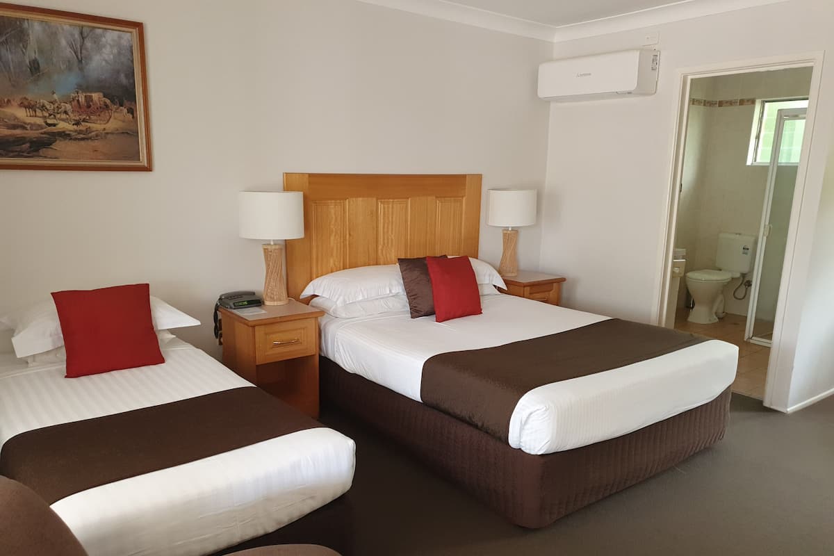 Small Family Room | Minibar, in-room safe, iron/ironing board, free WiFi