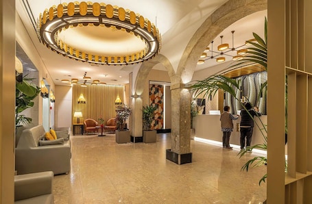 Reception. Hotel Santa Justa Lisboa