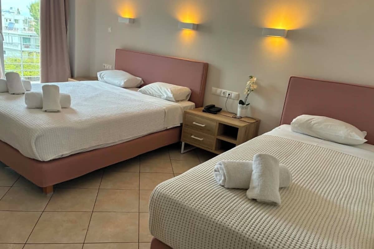 Superior Triple Room | Desk, laptop workspace, iron/ironing board, free WiFi