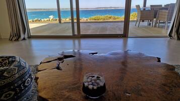 Casa de luxe, 2 dormitoris, vistes a la badia (2 Nights Stay) | Terrassa o pati