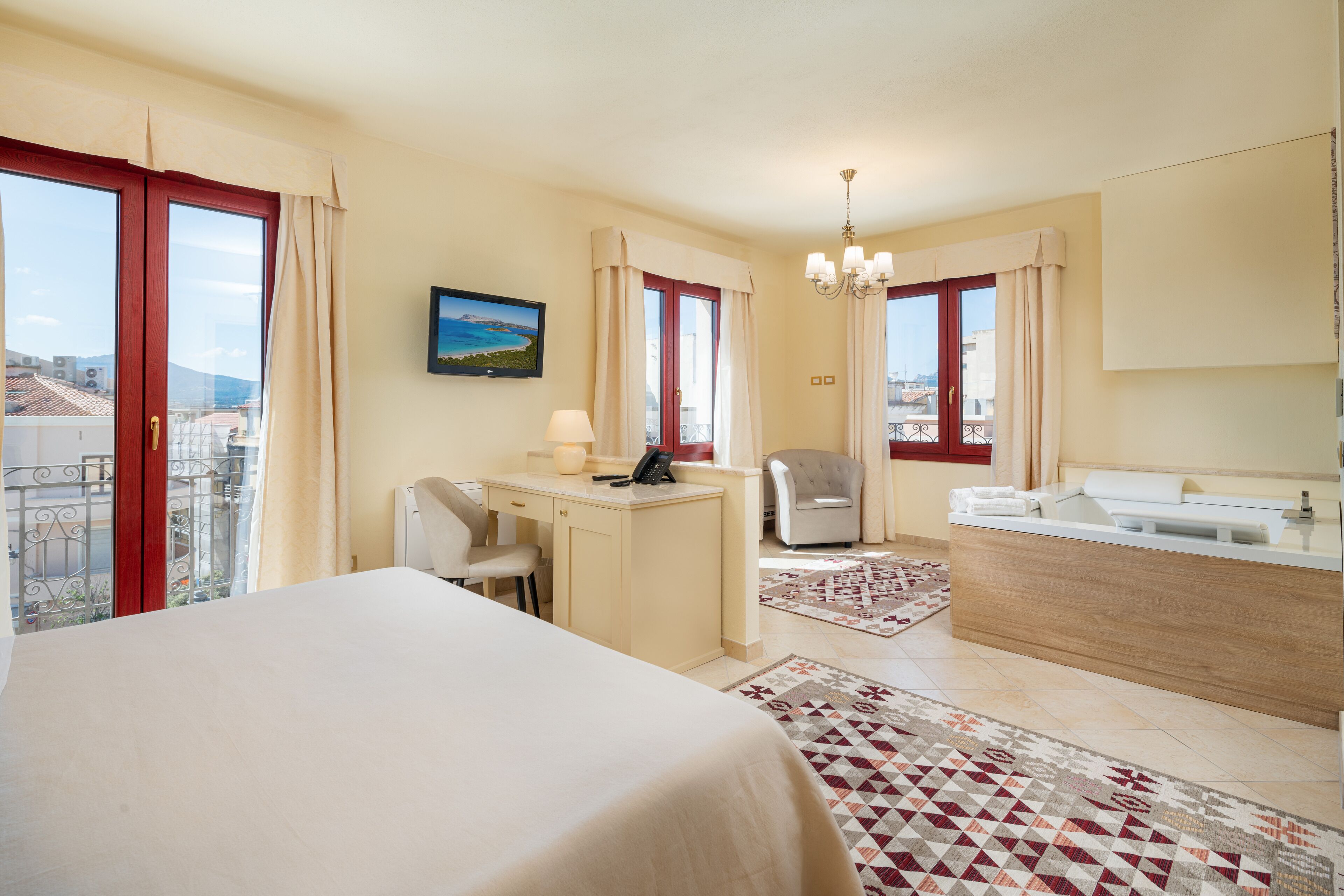 suite, 1 king bed, hot tub, city view | in-room safe, free wifi, bed sheets