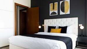 Standard Apartment without Spa | 客房內保險箱、熨斗/熨衣板、免費無線上網、床單