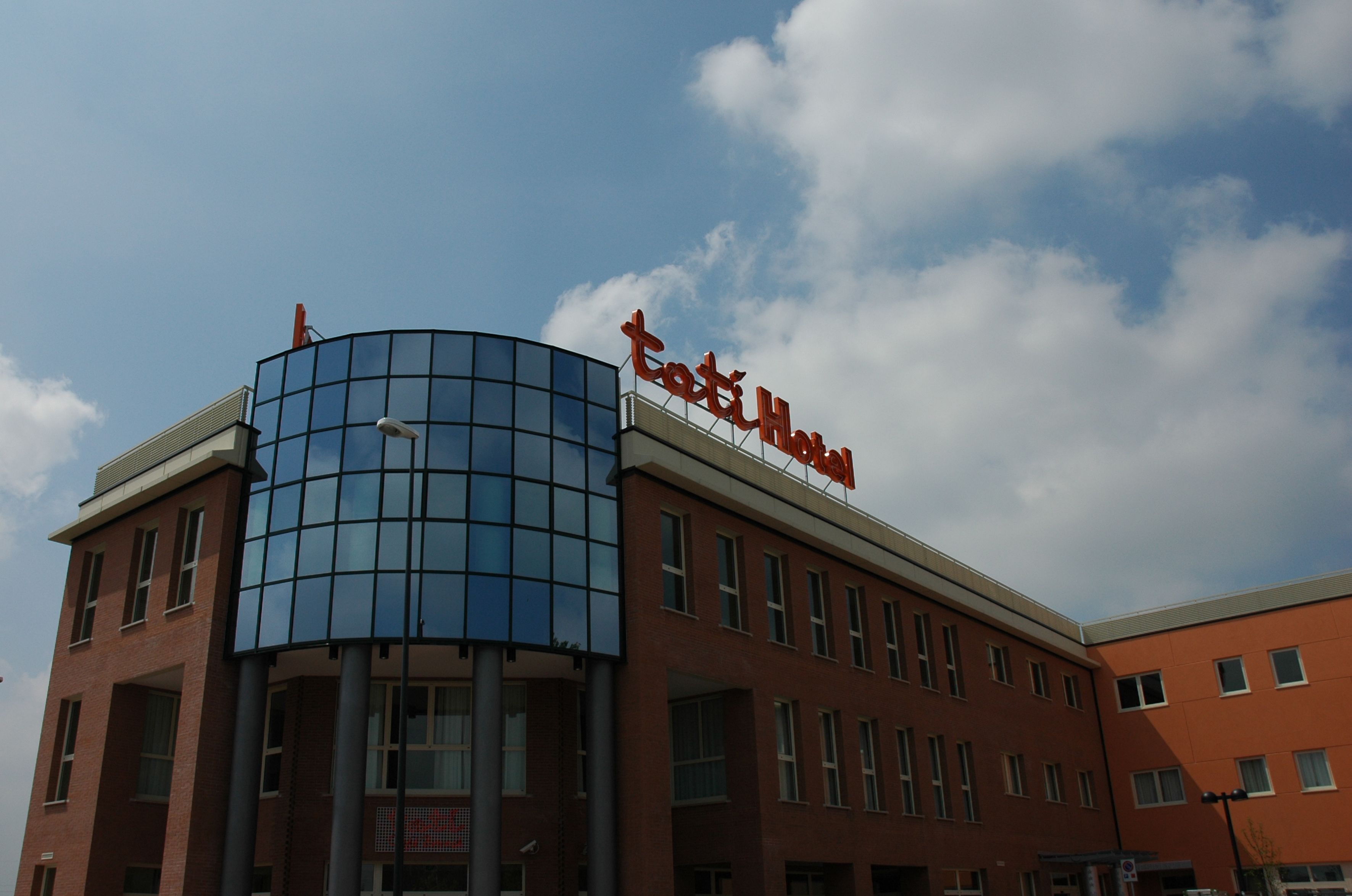 واجهة المنشأة