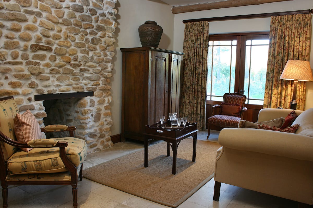 Luxury Suite, 2 Bedrooms (6) | Living area