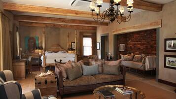 Villa – exclusive (8) | Minibar, safe på rommet, individuelt dekorert og individuelt innredet