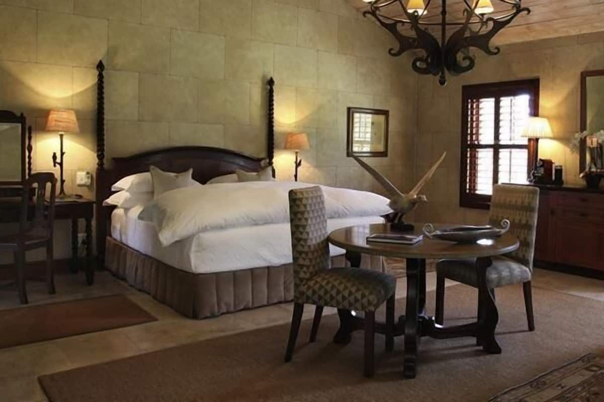 Luxury Suite (1)