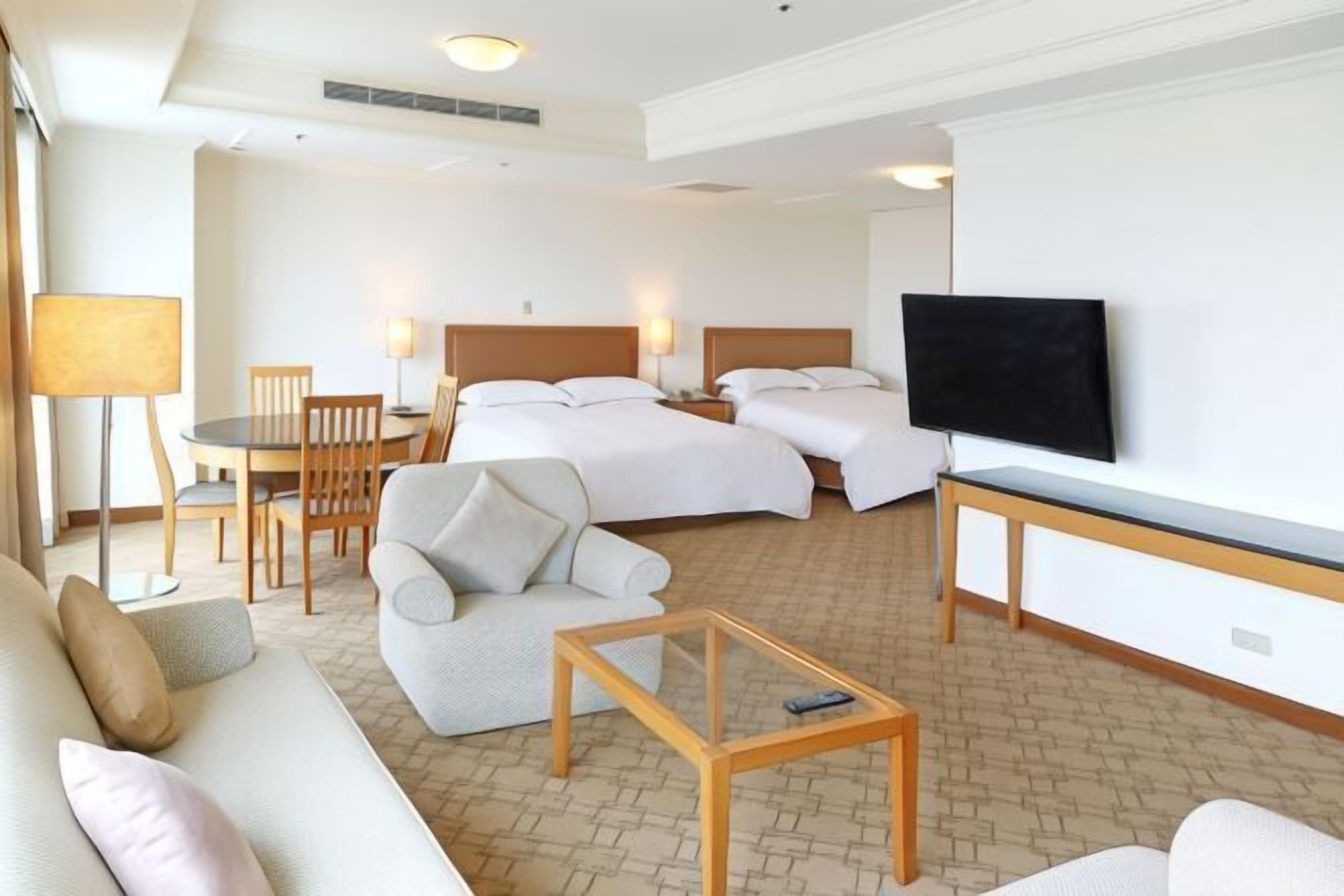 Desk, laptop workspace, soundproofing, free cribs/infant beds