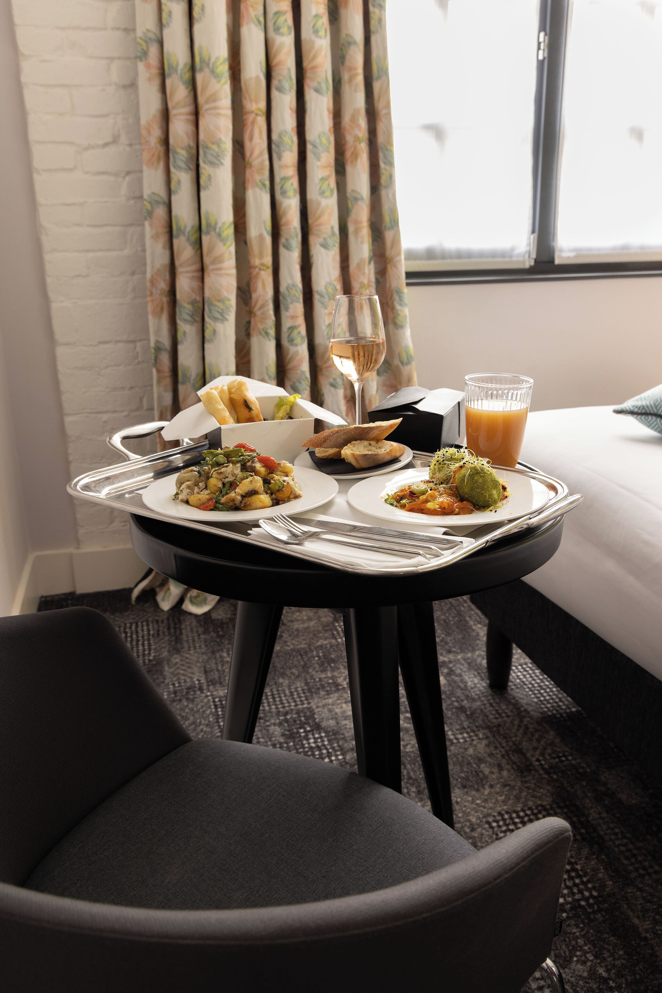 in-room dining