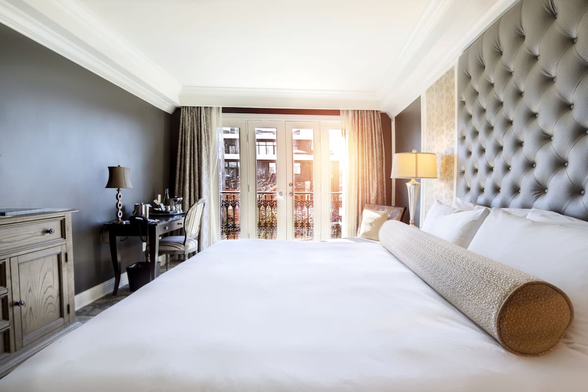 Camera Standard, 1 letto king | 1 camera, biancheria da letto di alta qualità, copriletto in piuma
