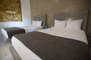 Free WiFi, bed sheets - Hotel Casa Tota (Todos Santos)