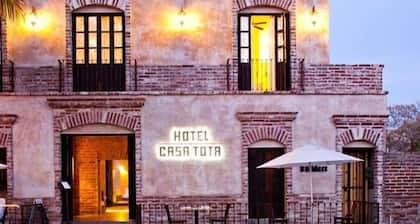 Hotel Casa Tota