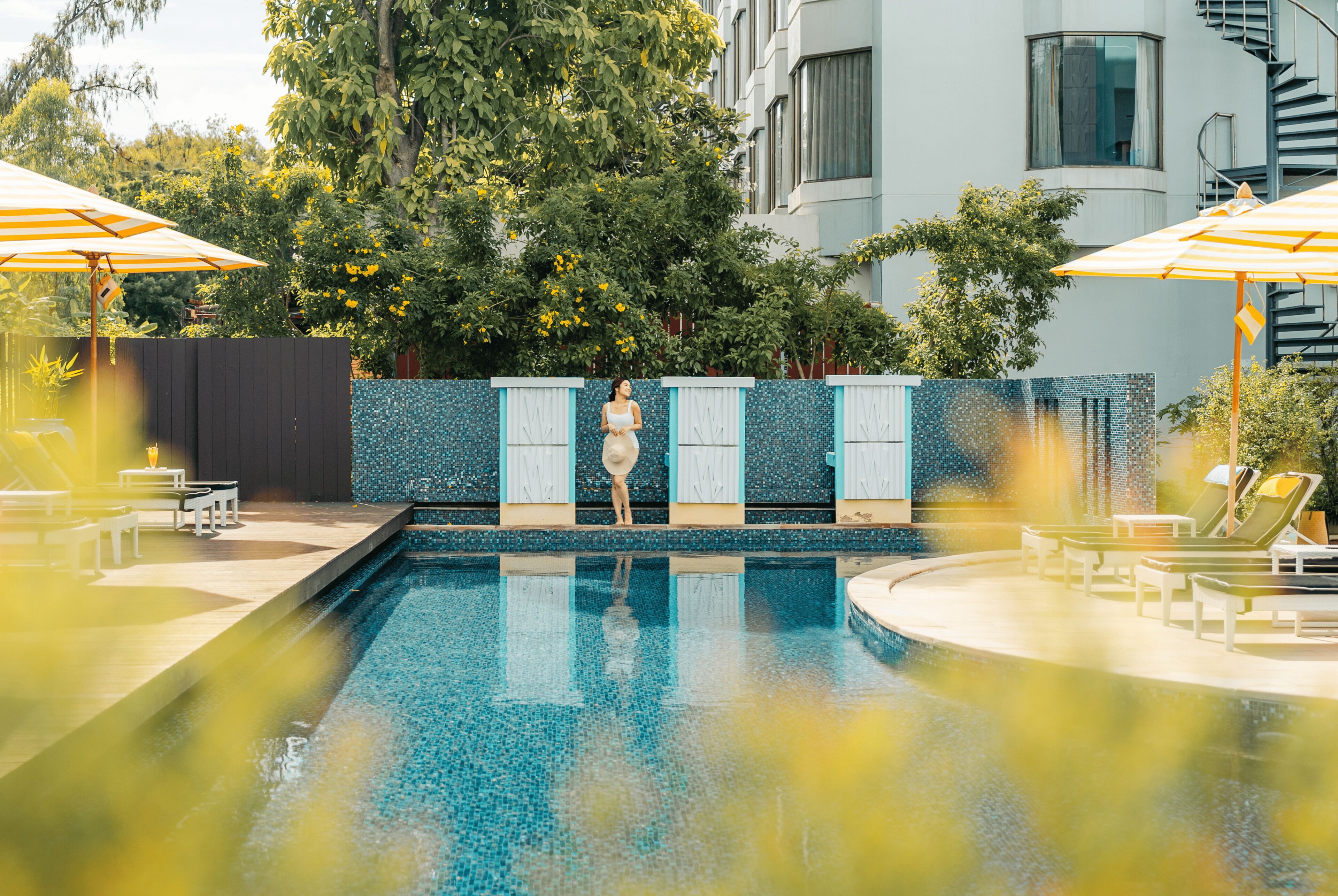 outdoor pool, pool loungers