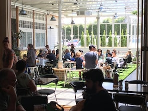 Café da manhã, almoço e jantar