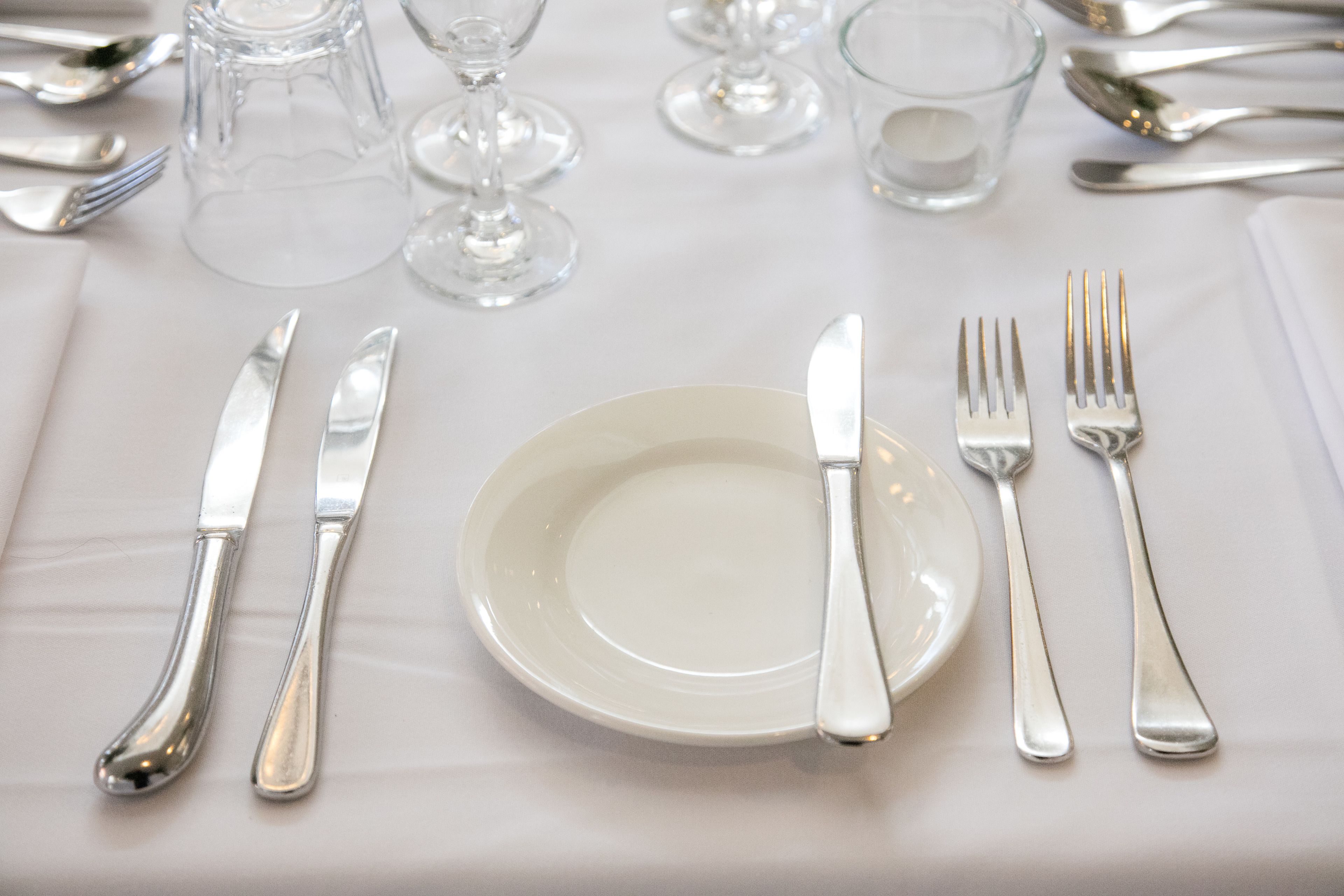 breakfast, lunch, dinner served; regional cuisine