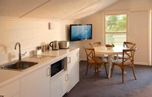 Upstairs at Plantation | Private kitchen - Plantation House (Rye)