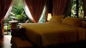 Minibar, in-room safe, WiFi (free) - 32 Coffee Hill & Resort (Mae Taeng)