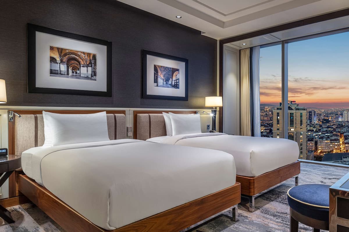 Hochwertige Bettwaren, Tempur-Pedic-Betten, Minibar, Zimmersafe