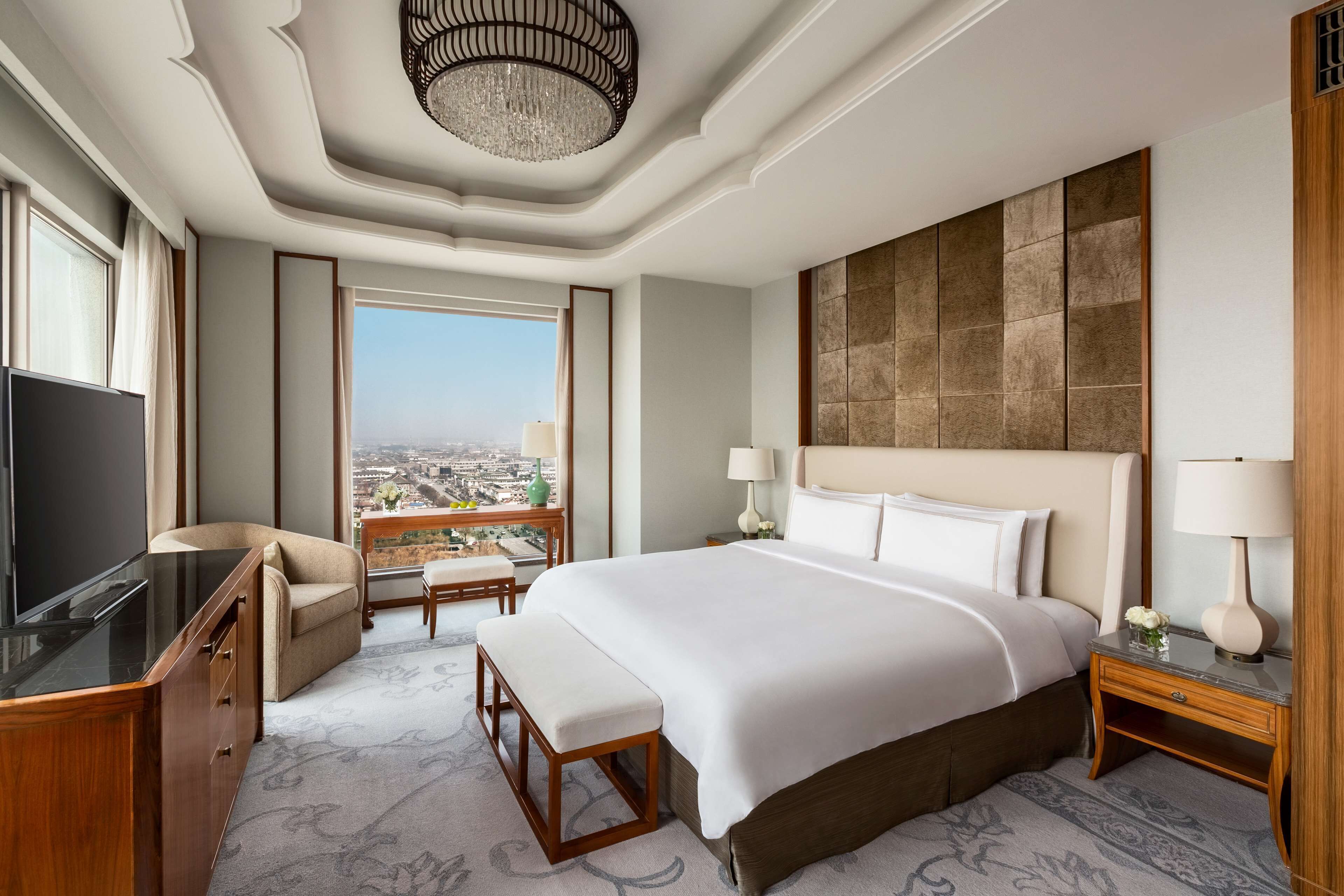 Premium bedding, minibar, in-room safe, desk