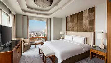 Hochwertige Bettwaren, Minibar, Zimmersafe, Schreibtisch