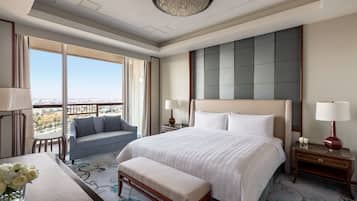 Premium bedding, minibar, in-room safe, desk