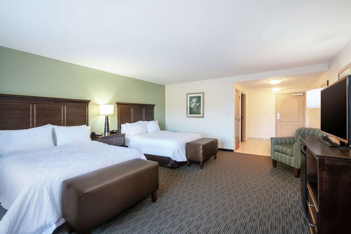 In-room safe, iron/ironing board, free cribs/infant beds