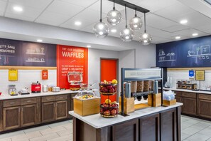 Free daily continental breakfast