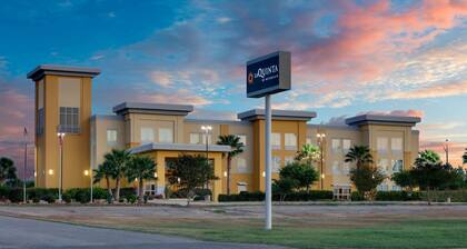 La Quinta Inn & Suites by Wyndham Jourdanton - Pleasanton