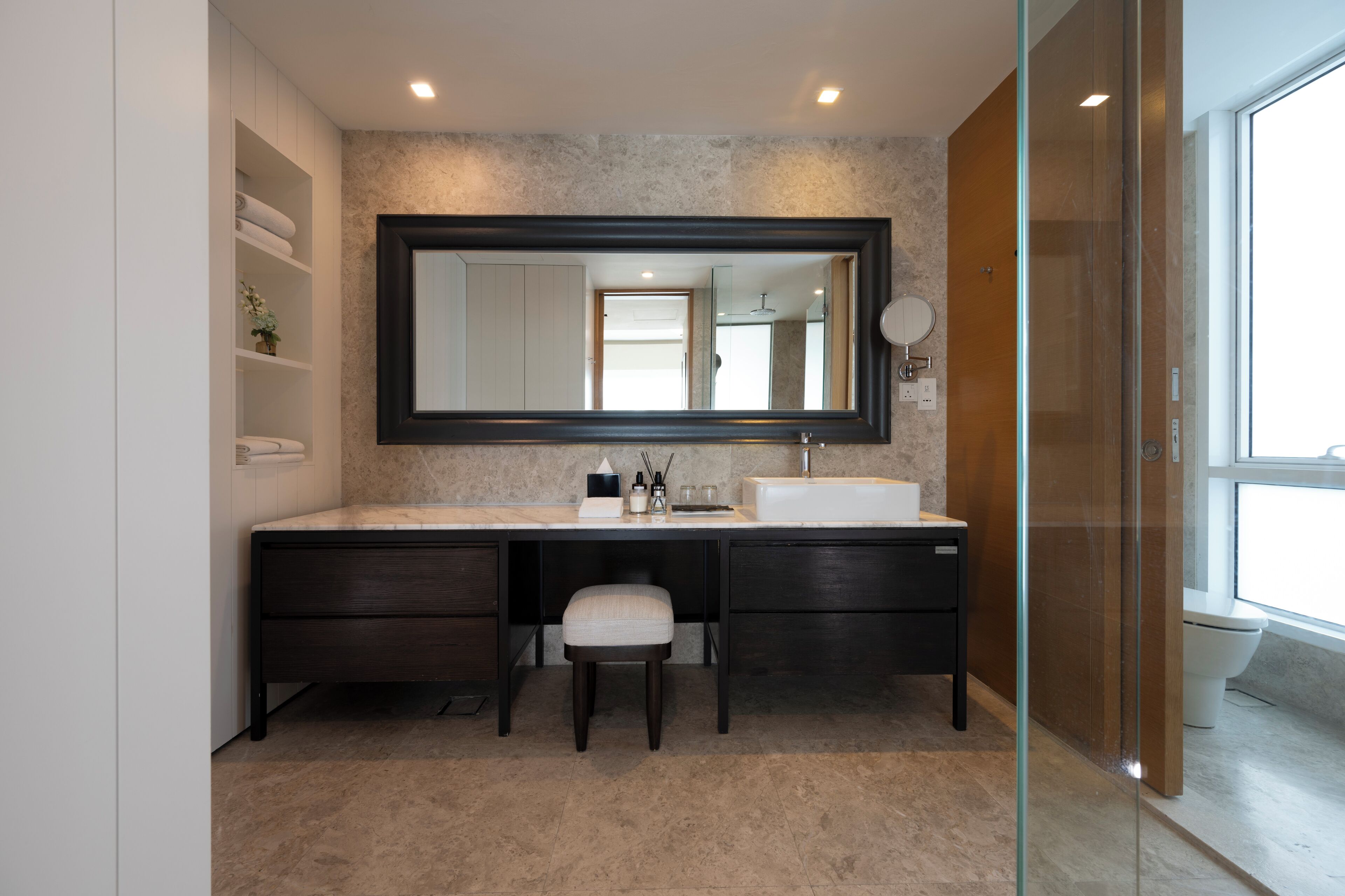 Photo - Lanson Place Bukit Ceylon