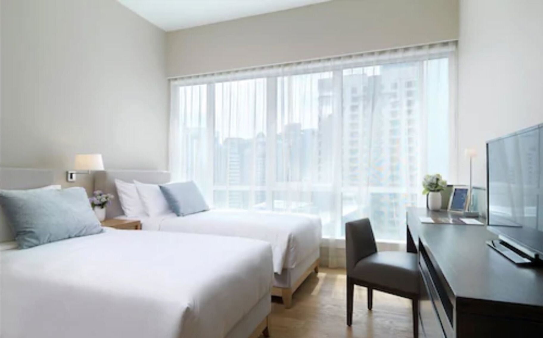 1 bedroom, down duvets, in-room safe, desk