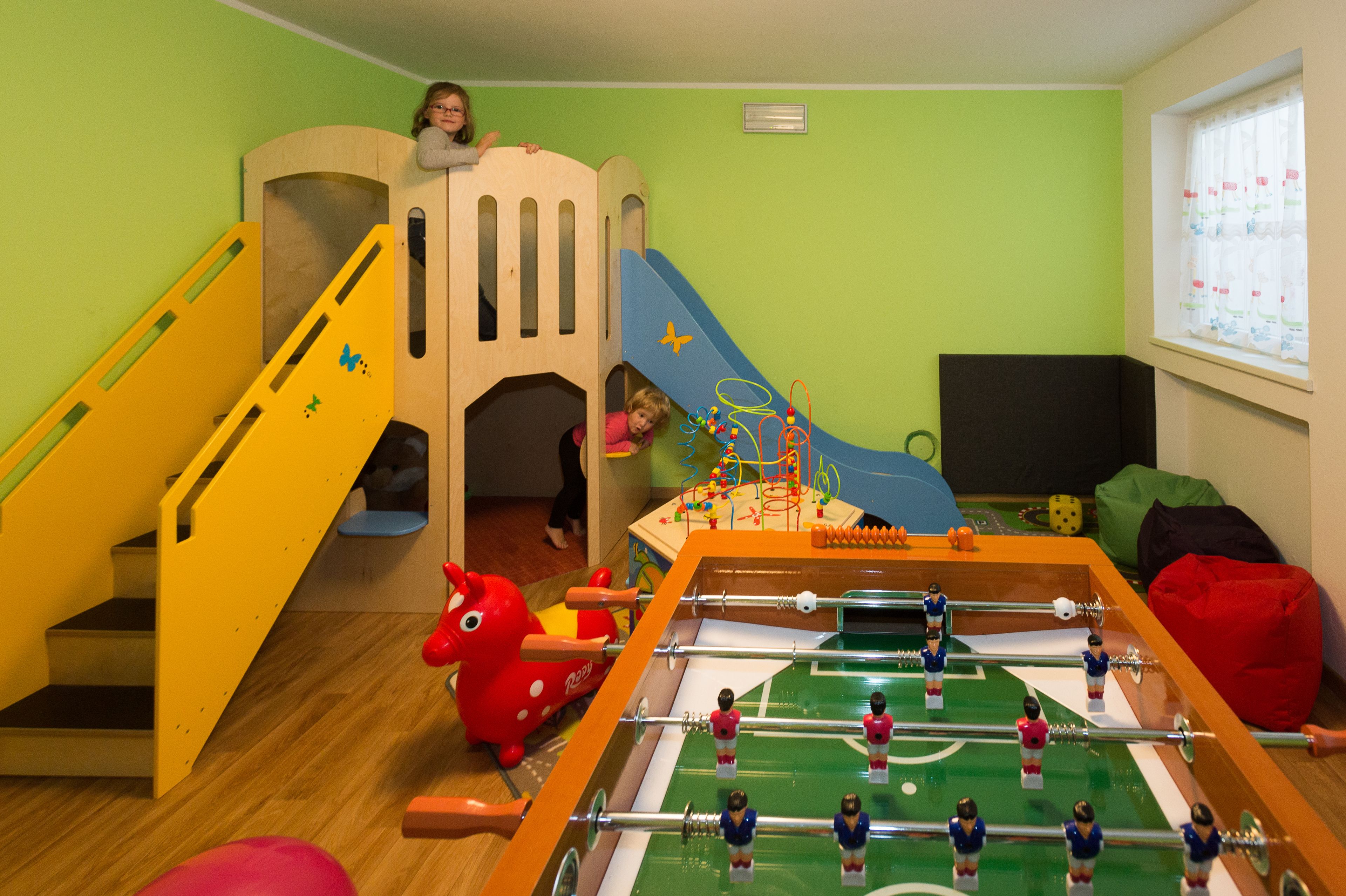 children’s play area – indoor