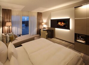 Literie de qualité supérieure, coffres-forts dans les chambres, bureau