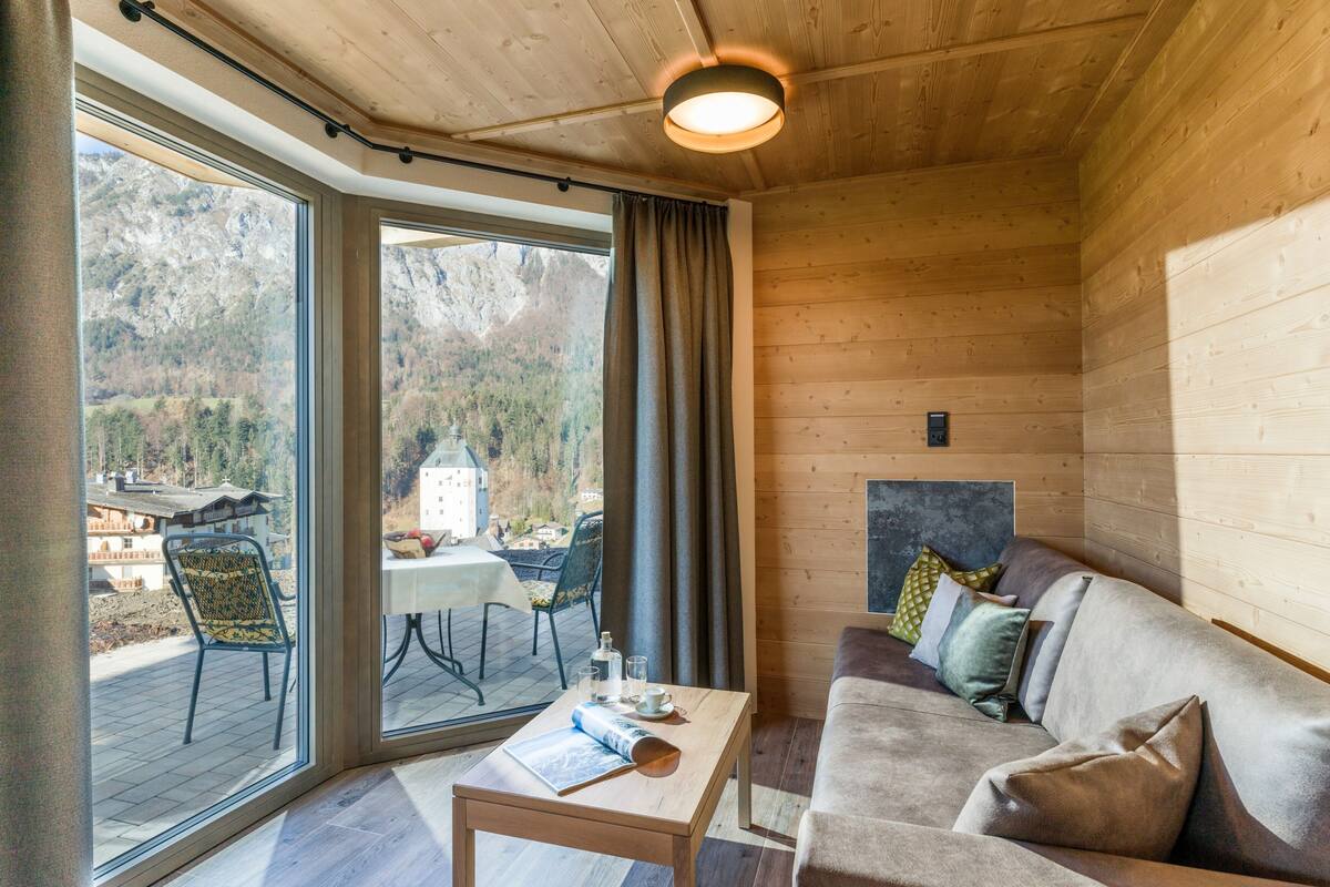 chalet, mountain view | living room | 38-inch flat-screen tv with cable channels, tv