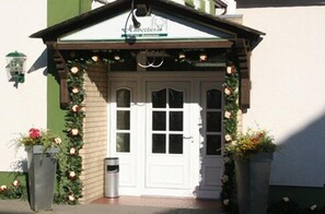 Entrée de l’hébergement