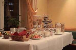 Dîner et souper servis sur place